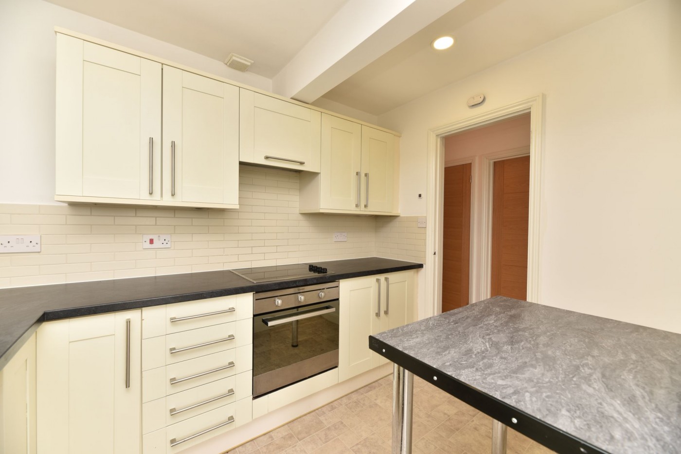 2 bedroom bungalow in Priory Road, St. Ives