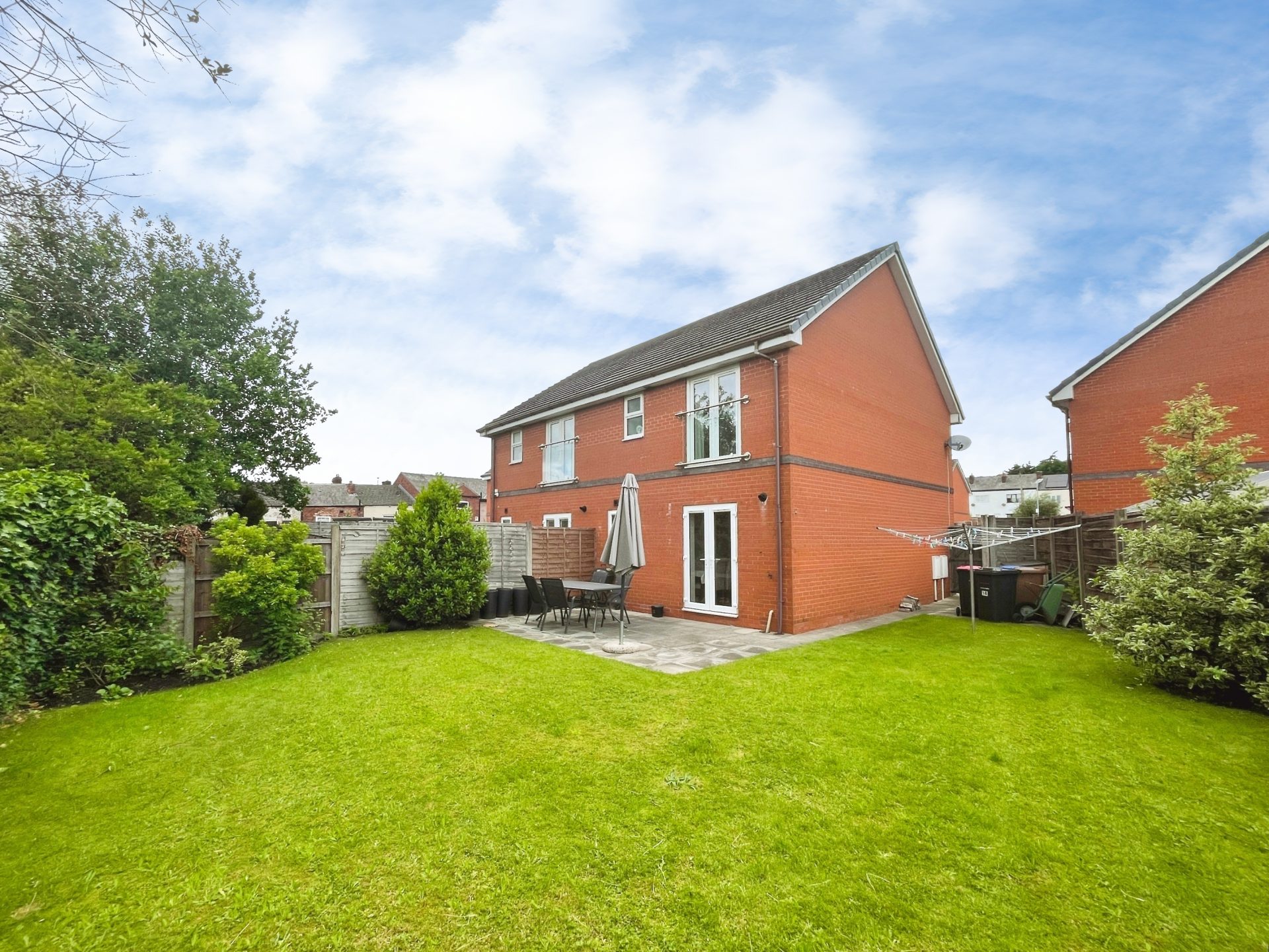 Windmill Rise, Worsley