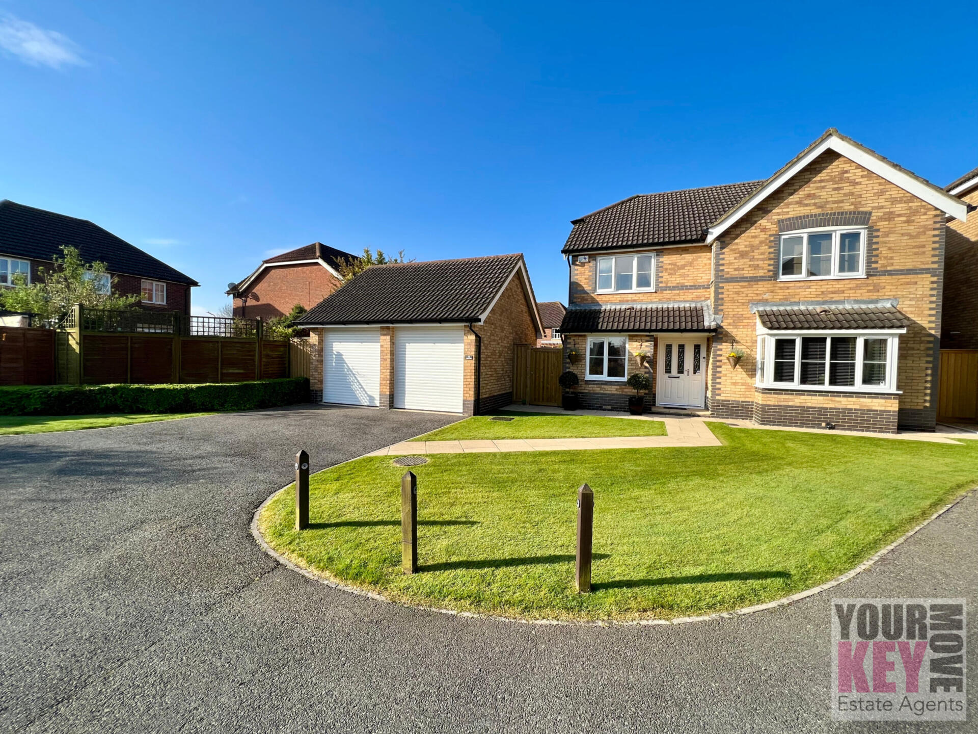 3 bedroom house in Proctor Walk, Hawkinge, Folkestone, Kent CT18 7QS