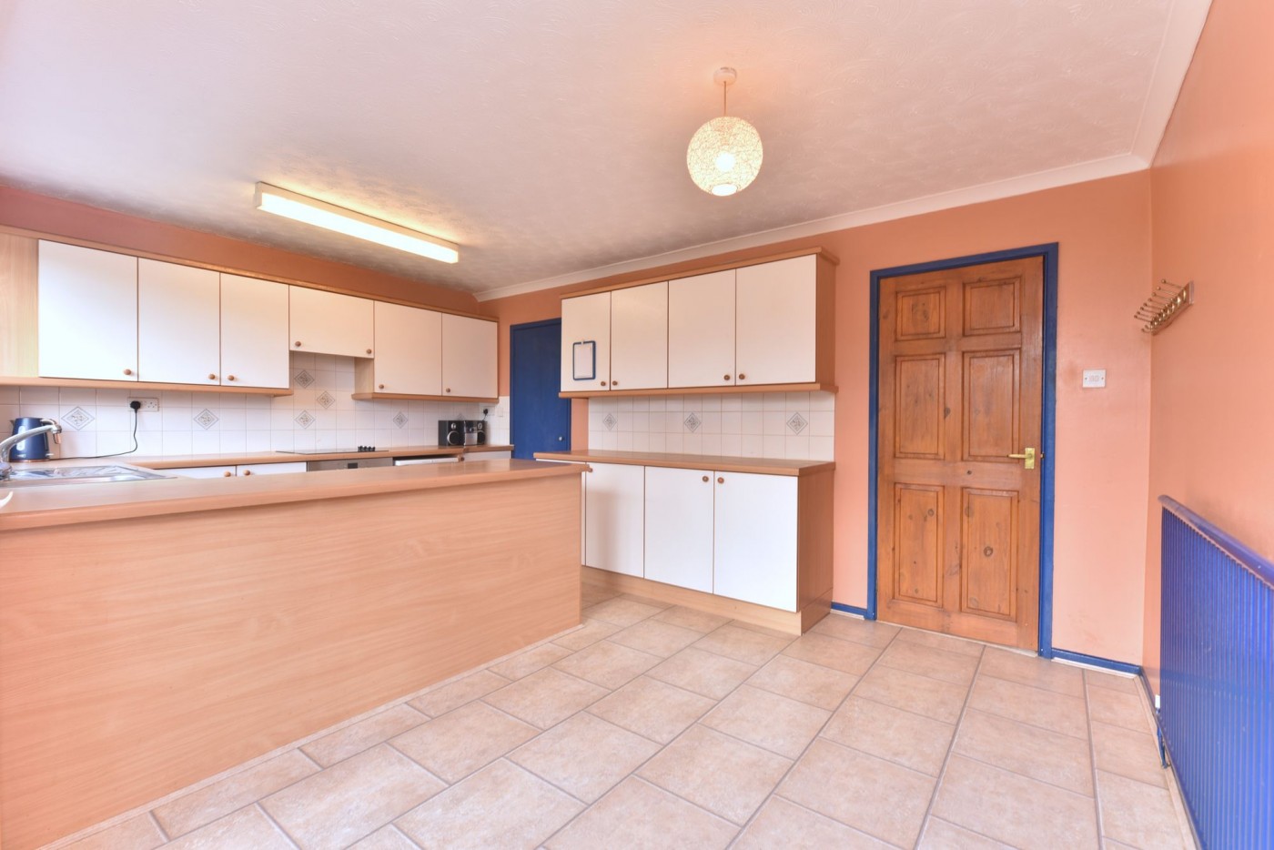 3 bedroom house in Wheatley Crescent, Bluntisham
