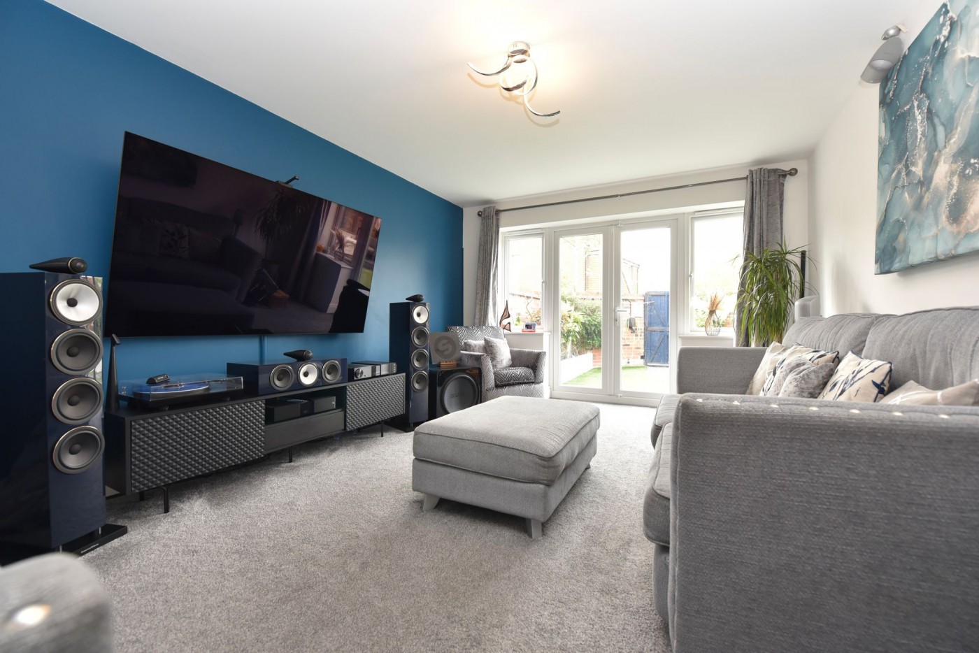 4 bedroom house in Wood Ridge Crescent, St. Neots