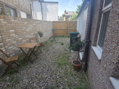 Photo 16