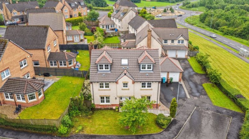 5 bedroom house in Panmure Path, Cumbernauld, Glasgow