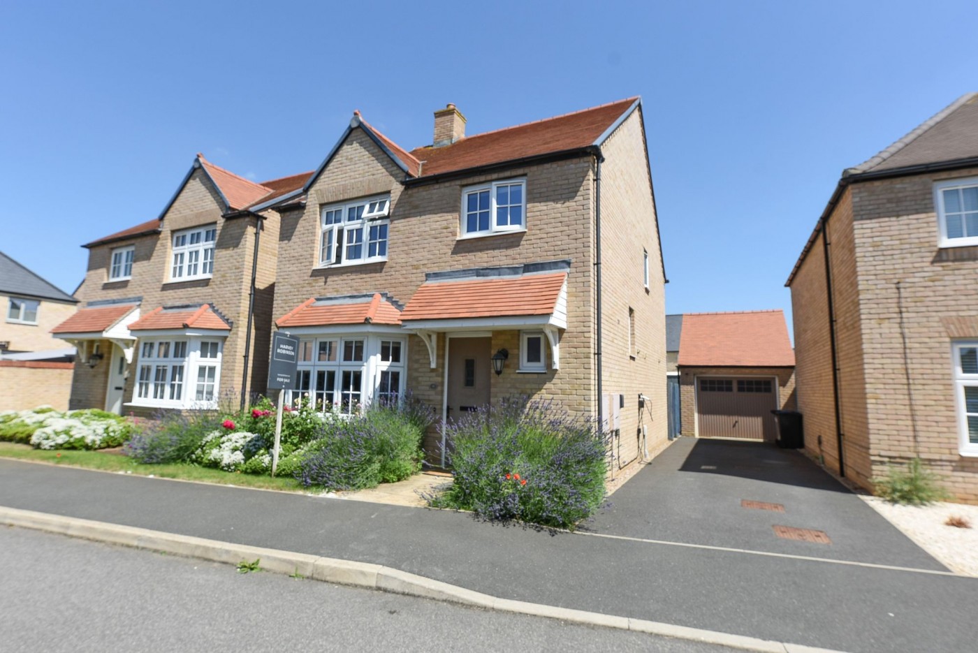 4 bedroom house in Bardolph Way, Alconbury Weald