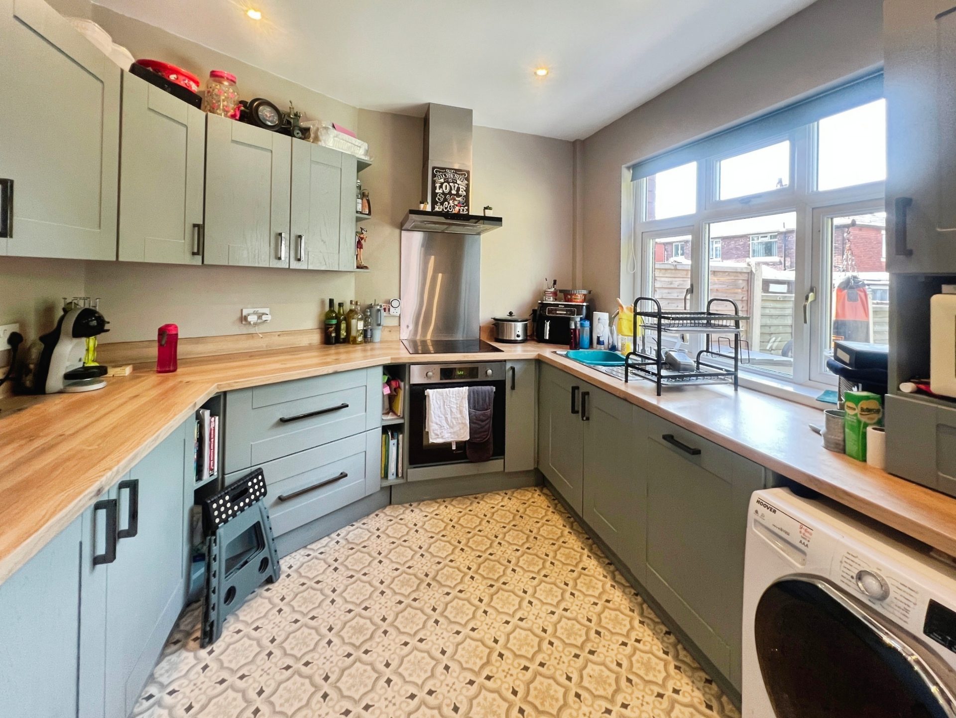 Lupin Avenue, Farnworth