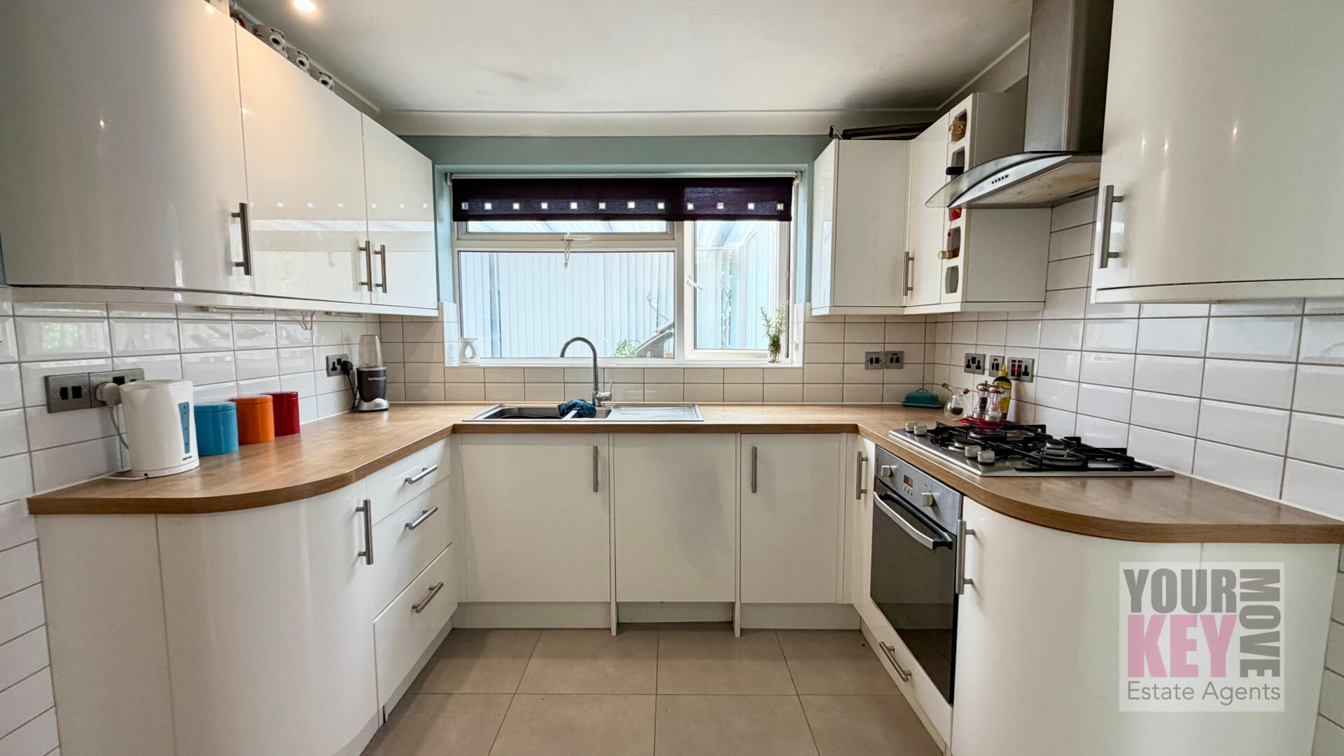 4 bedroom house in Enbrook Valley Folkestone Kent CT20 3PS