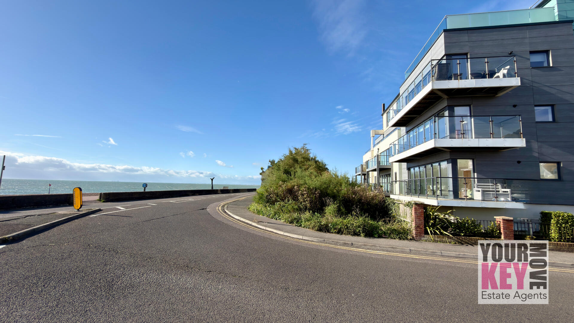 2 bedroom house in Olivia Court, Hythe, Kent CT21 5FD