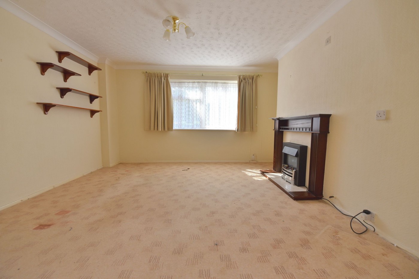 3 bedroom house in Longsands Road, St. Neots