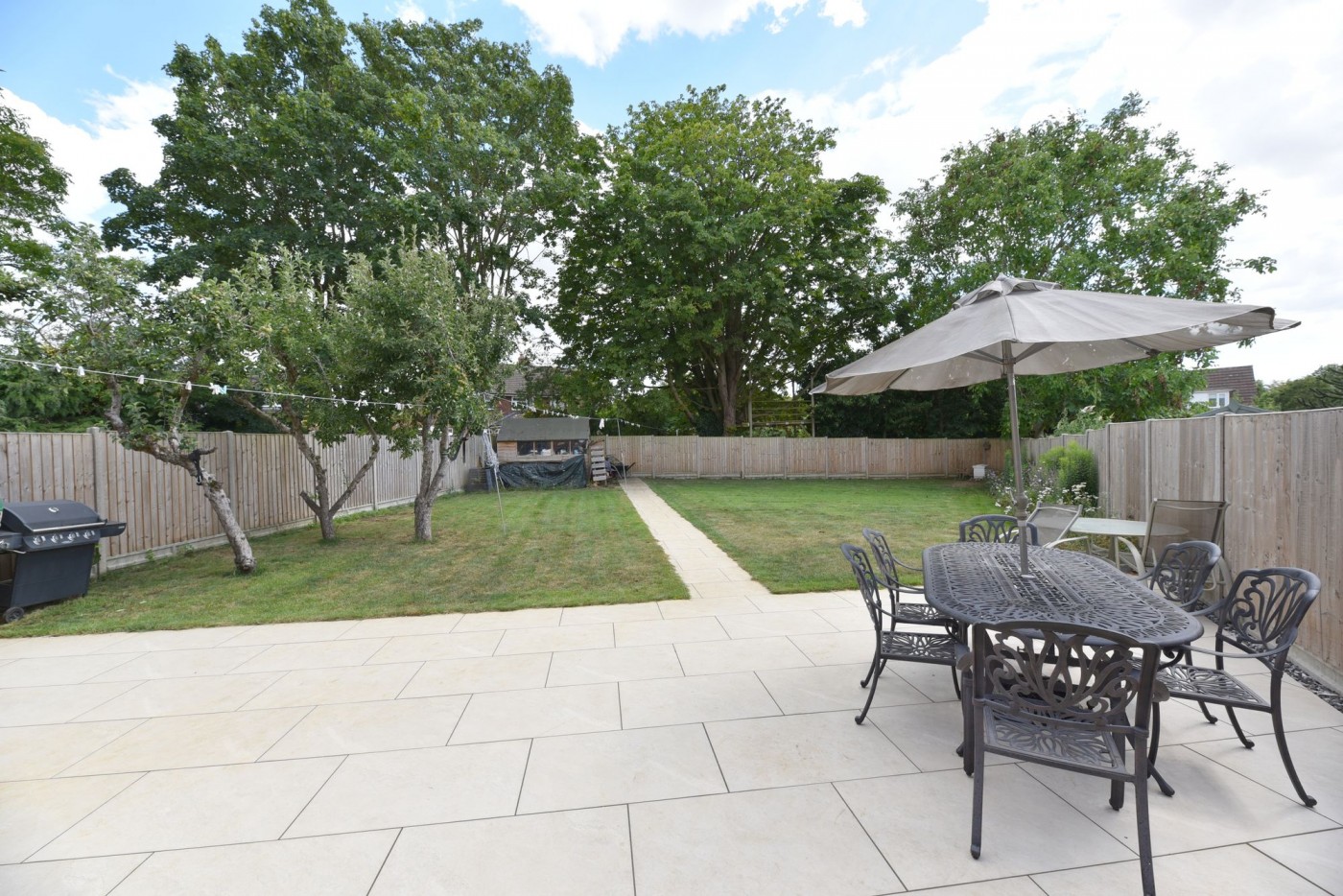 2 bedroom house in The Rowlands, Biggleswade