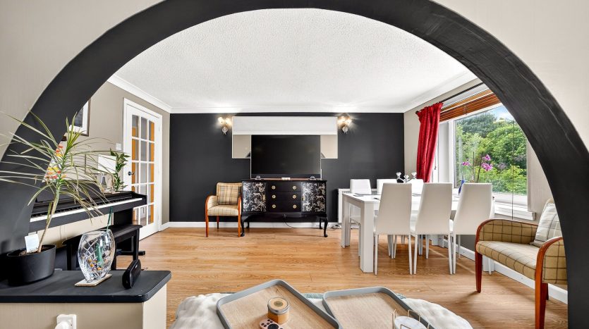 2 bedroom house in Flat 6 , Cadzow House, The Furlongs, Hamilton