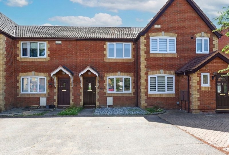 2 bedroom house in Dorling Way, Brampton