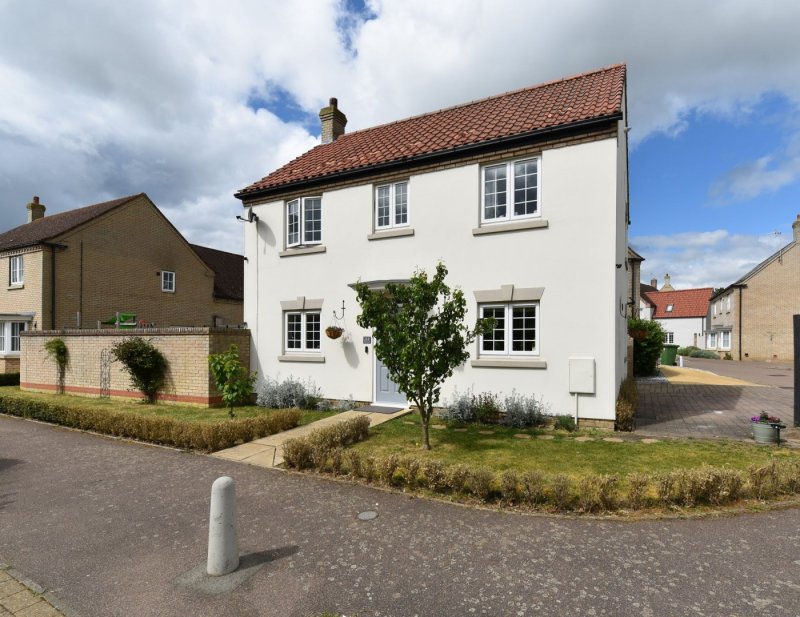 3 bedroom house in Hampton Close, Fenstanton
