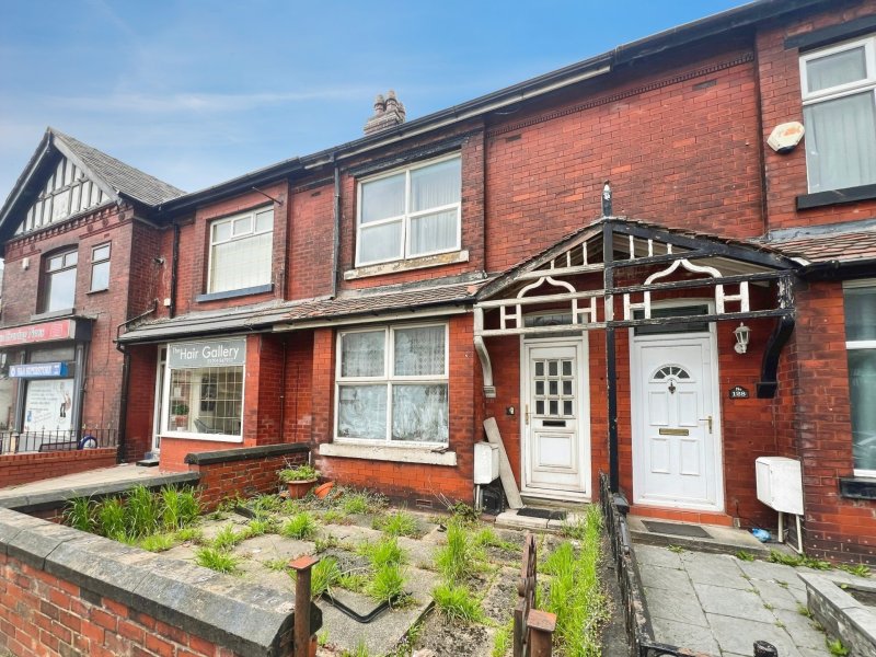 Bennetts Lane, Smithills - For sale by auction