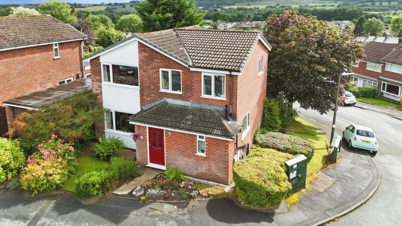 New Court Drive, Egerton