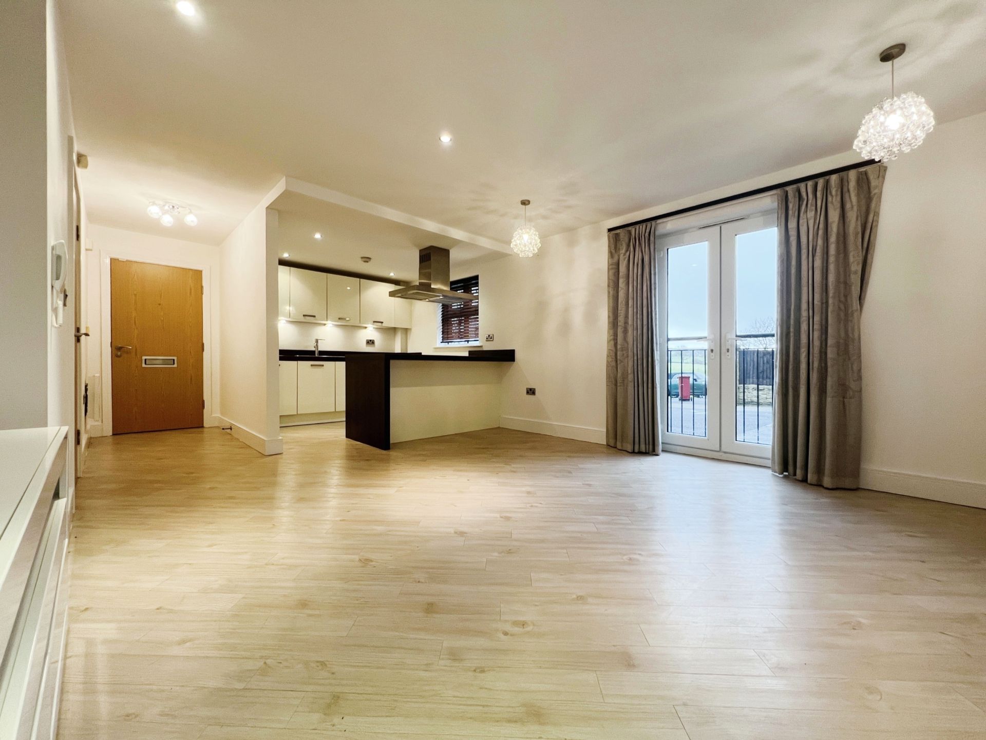 Spring Vale Edgworth, Bolton, 2 BEDROOM GROUND FLOOR APARTMENT