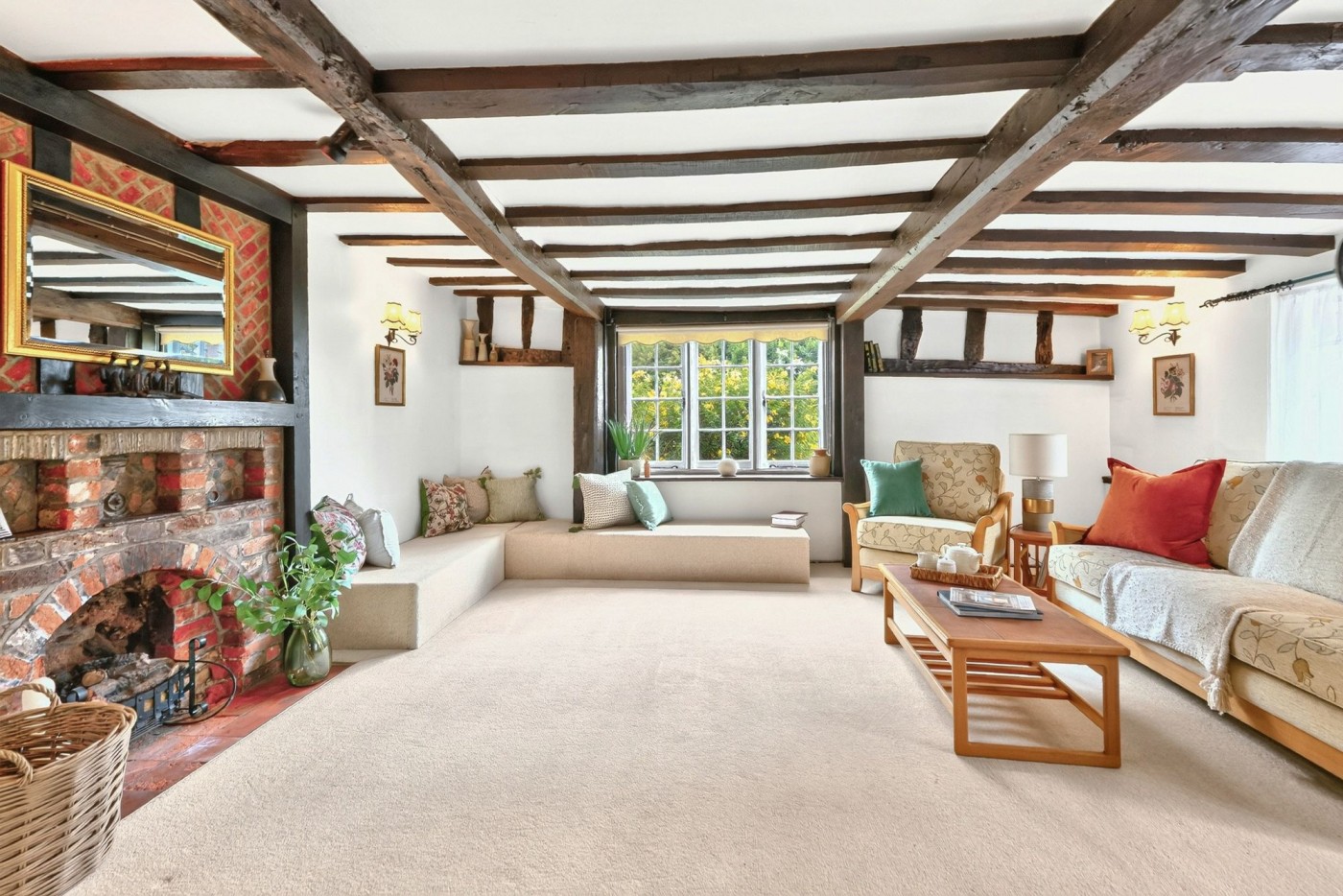 4 bedroom house in Old Court Hall, Godmanchester