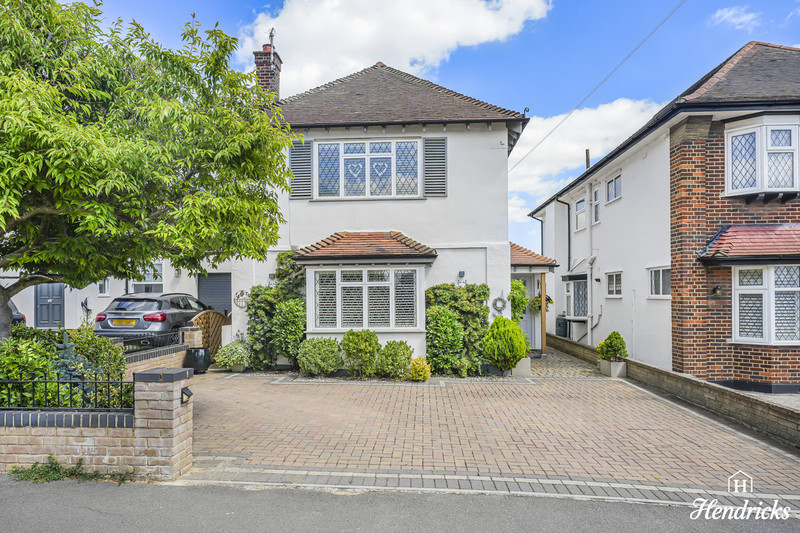 Tattersall Gardens, Leigh-on-sea, SS9 2