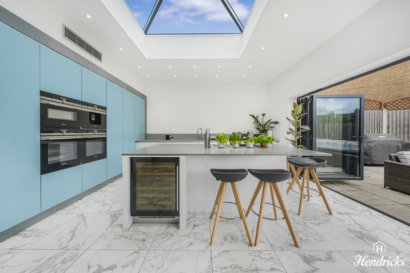 Downhall Park Way, Rayleigh, SS6 9
