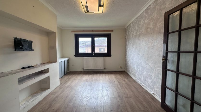 3 bedroom house in 386 Househillmuir Road, Glasgow