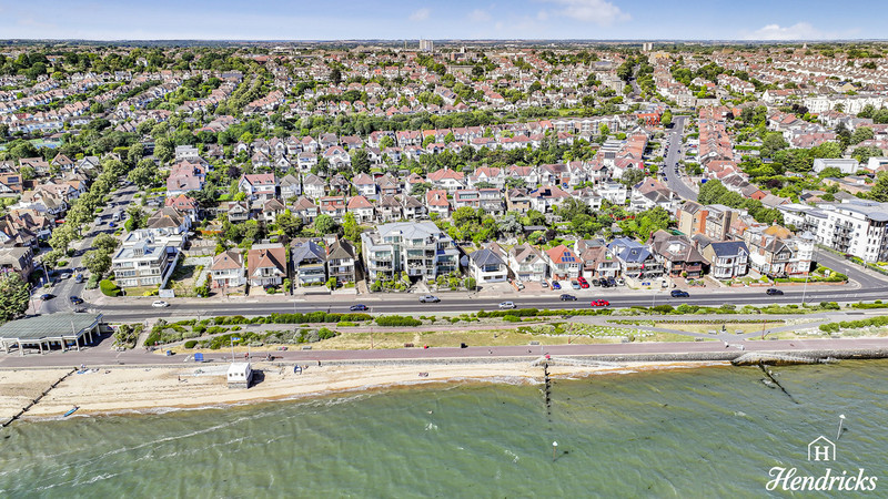Chalkwell Esplanade, Westcliff-on-sea, SS0 8