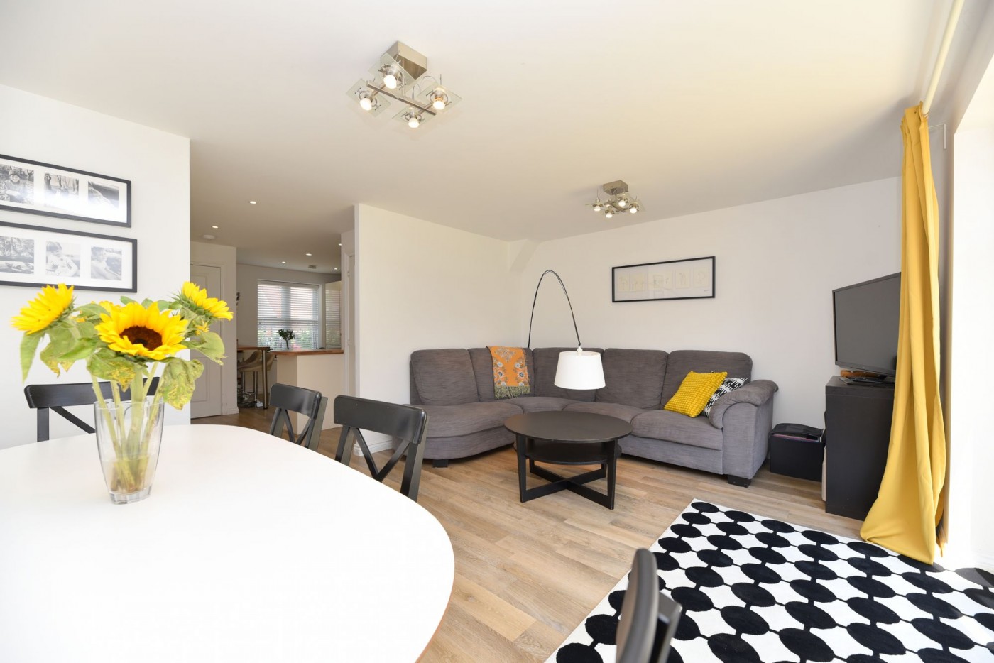 3 bedroom house in Hunt Road, Biggleswade