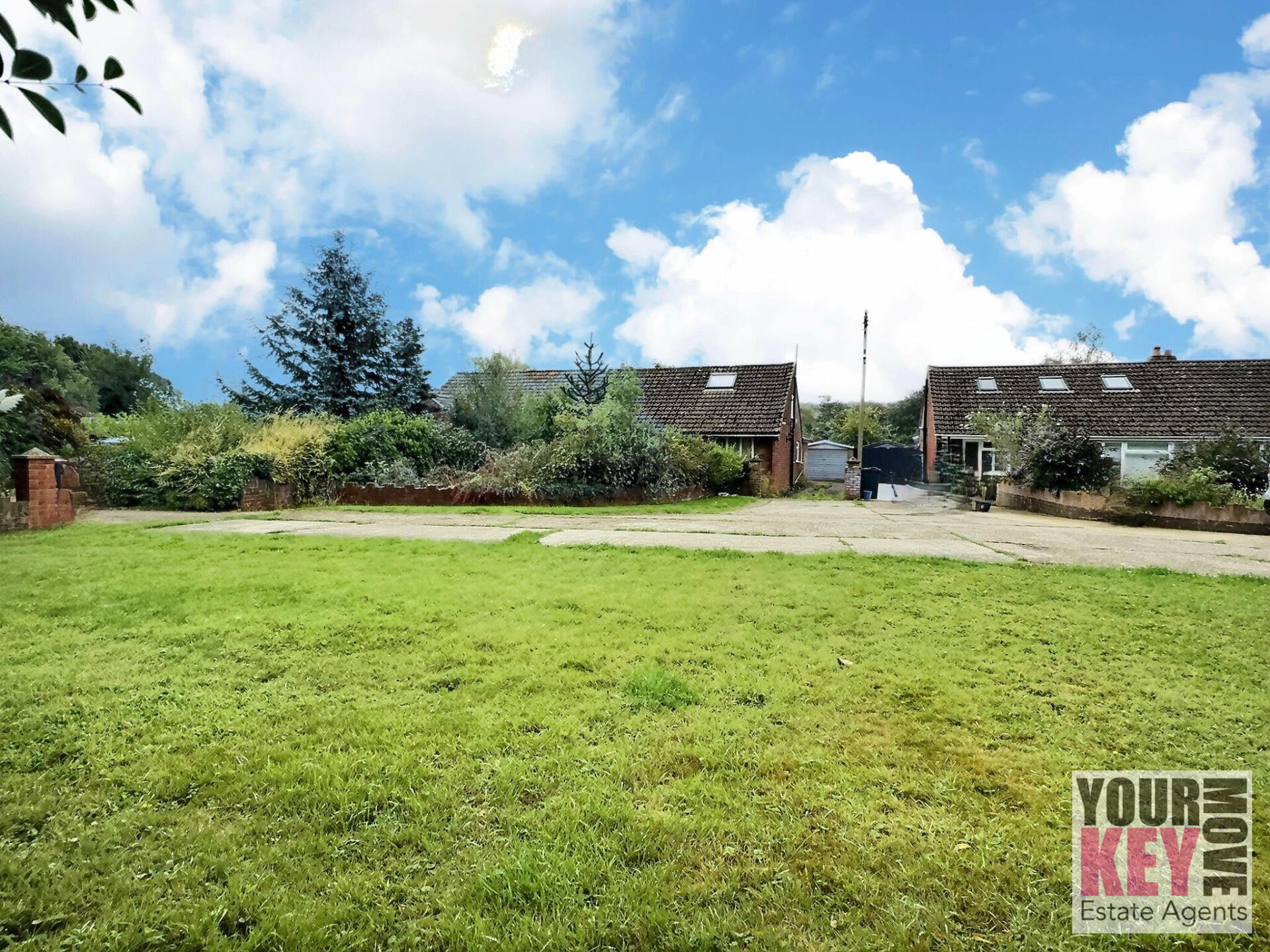 3 bedroom house in Canterbury Road, Chilham, Canterbury, Kent CT4 8DY