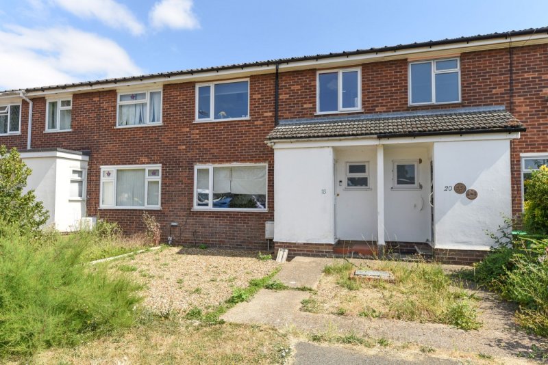 3 bedroom house in Drake Close, Hartford