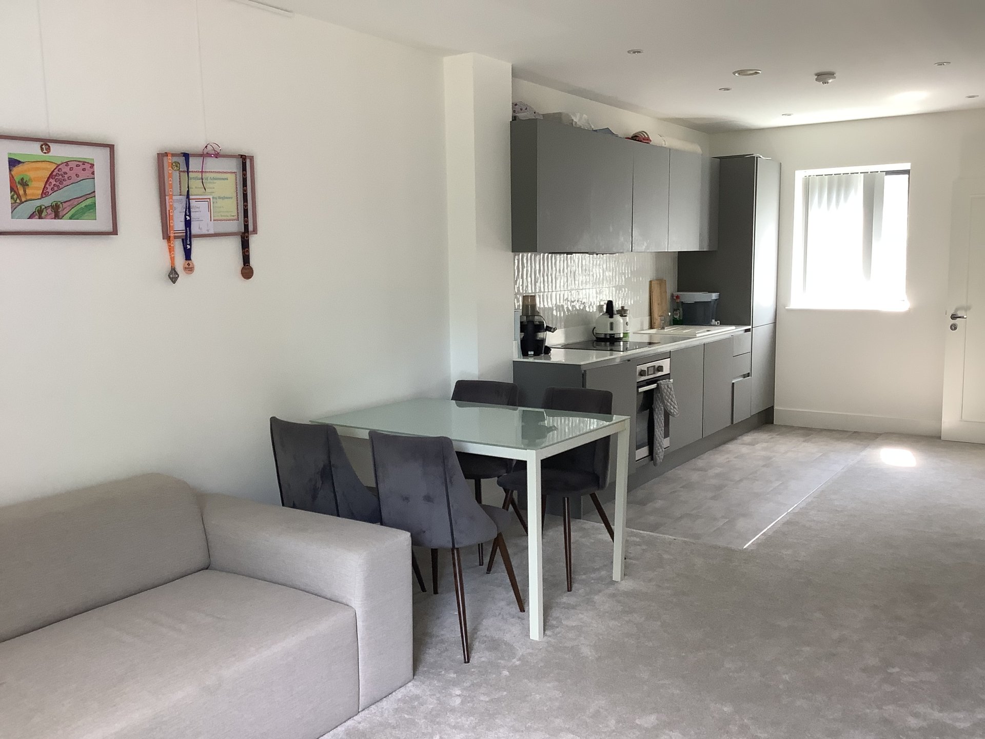 1 bed Flat, 3 Beagle Close, flat 5  London, NW7 1XH