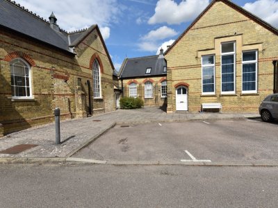 Photo 11