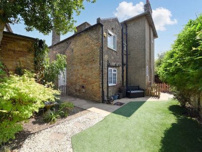 Photo 28