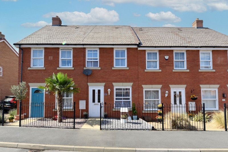 2 bedroom house in Appleton Mead, Biggleswade