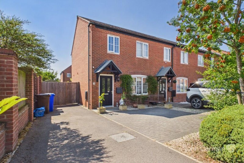 2 bed House, 3 Salt Drive, Barton Under Needwood, Burton-on-Trent, DE13 8FG