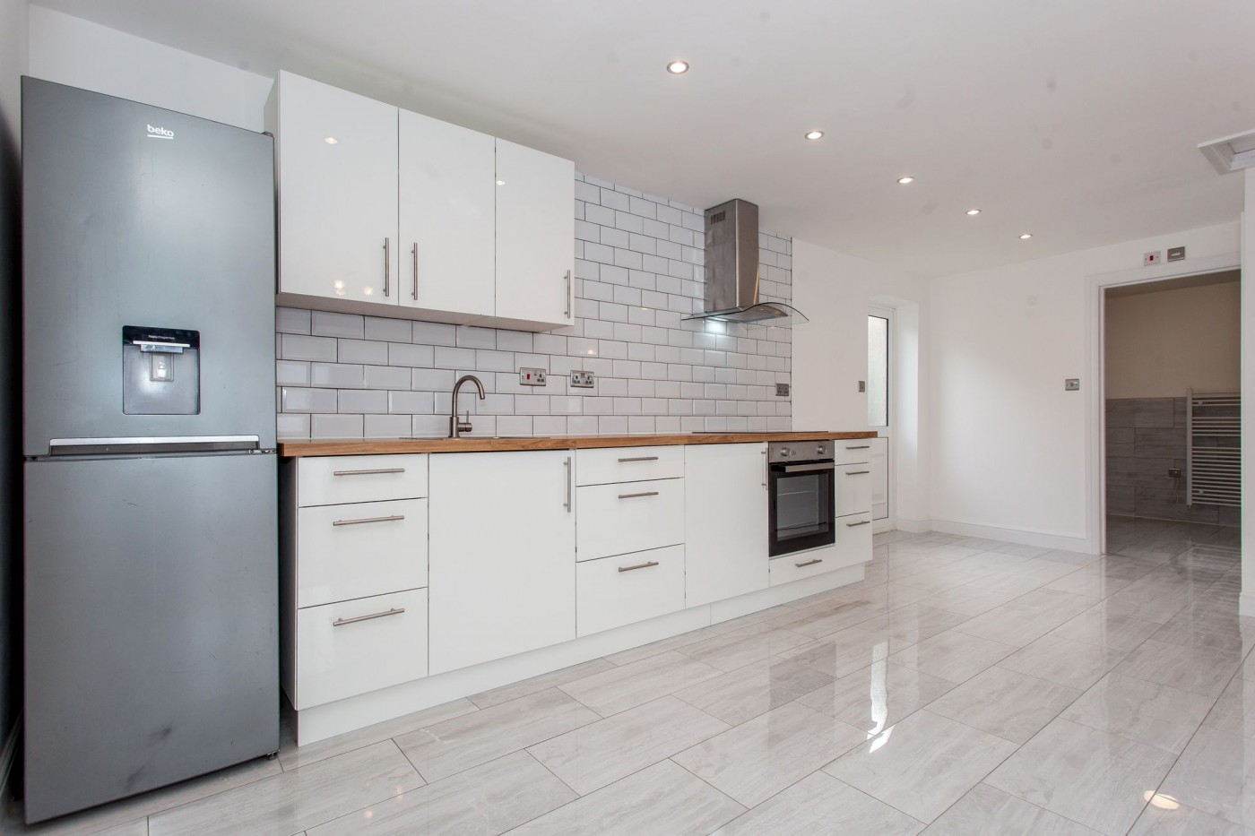 1 bedroom bungalow in High Street, Needingworth