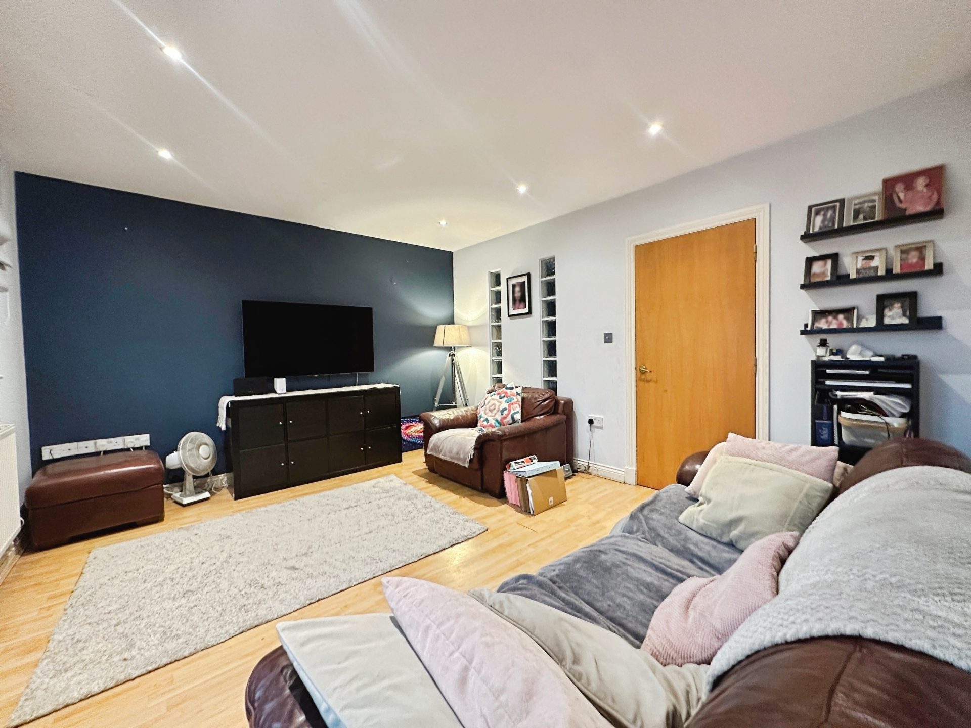 Stoneleigh Villas, Stoneleigh Drive, Stoneclough
