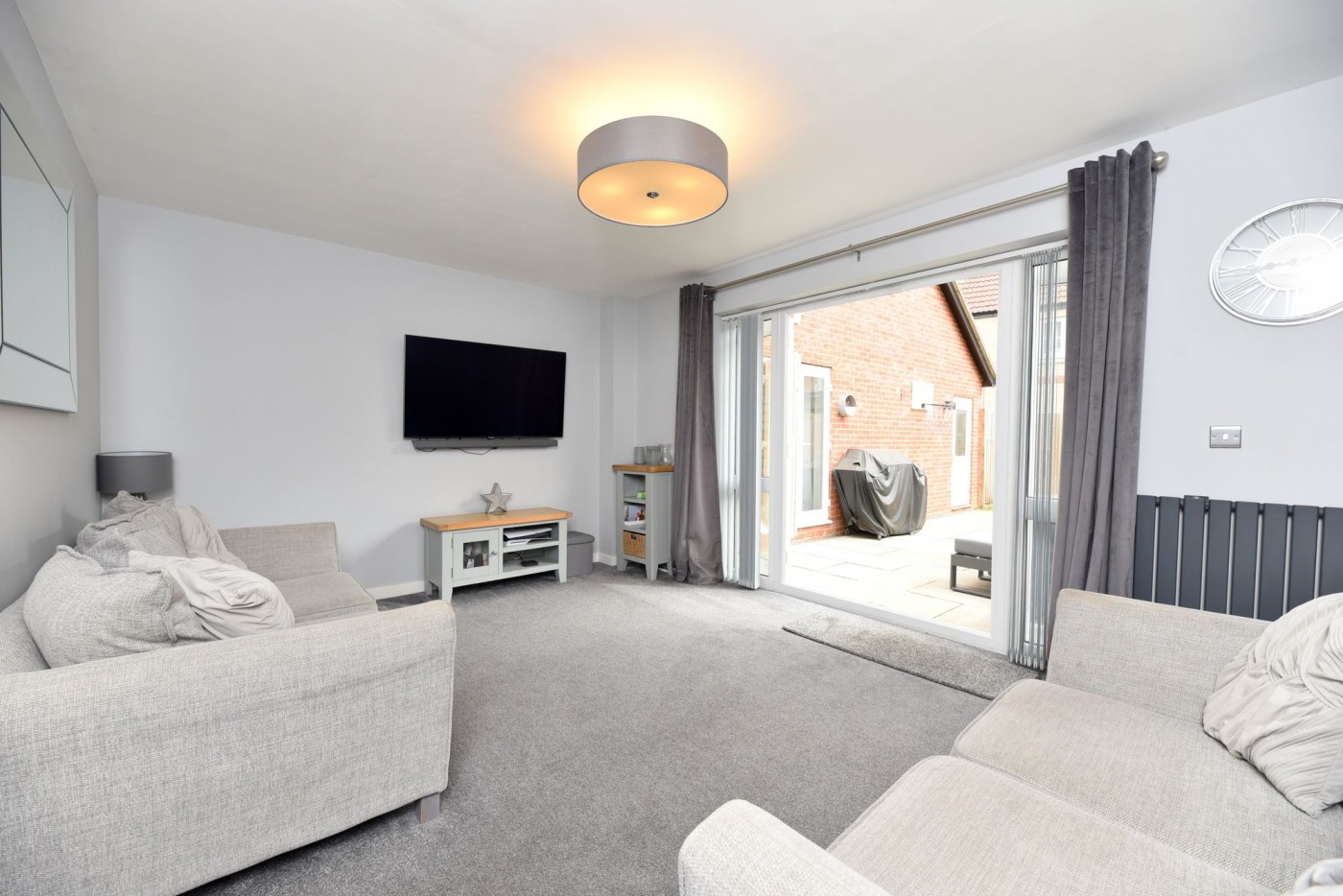 3 bedroom house in Jubilee Close, Sandy