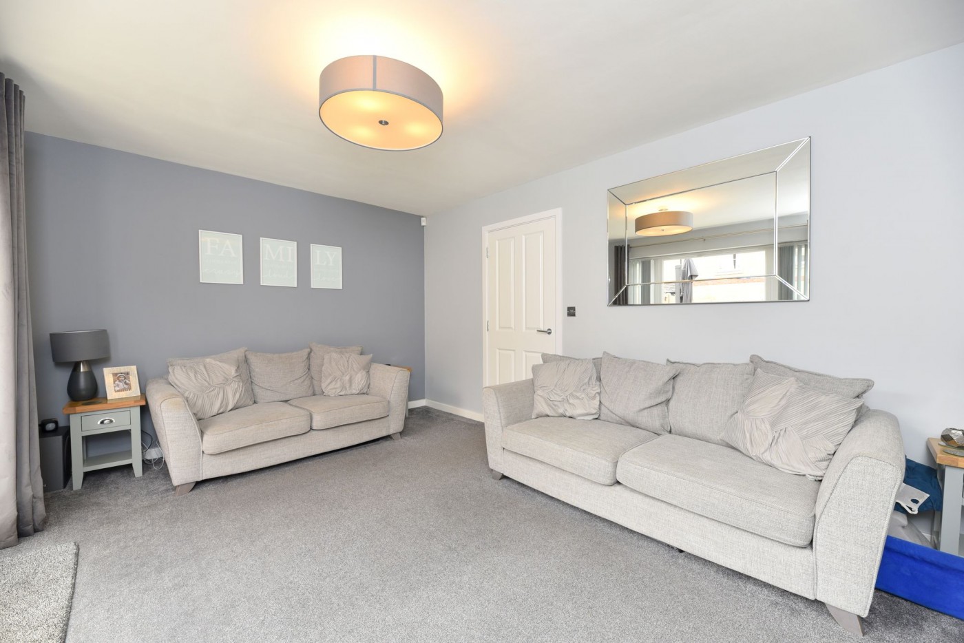 3 bedroom house in Jubilee Close, Sandy