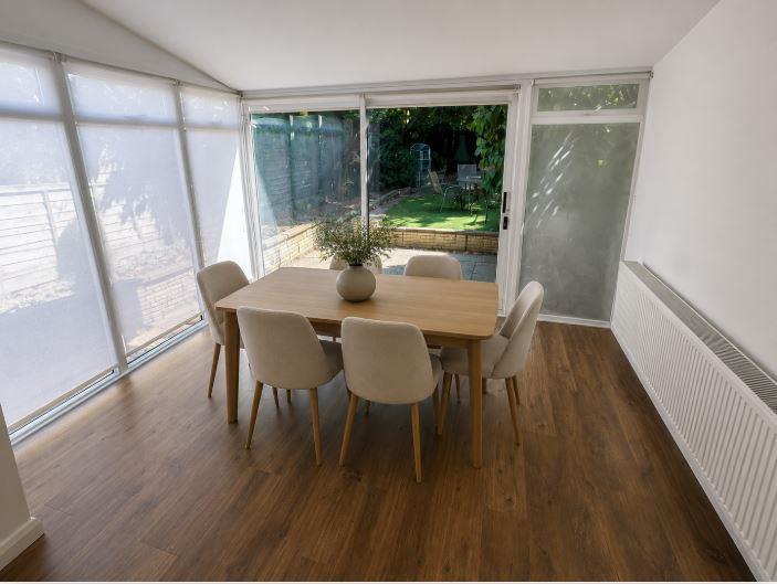 2 bedroom Flat - Cavendish Avenue