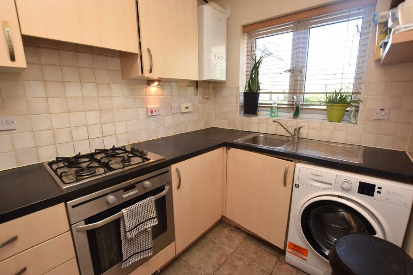 3 bedroom town house in Collinson Crescent, Sapley