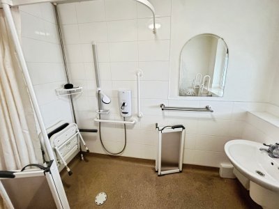 Photo 11