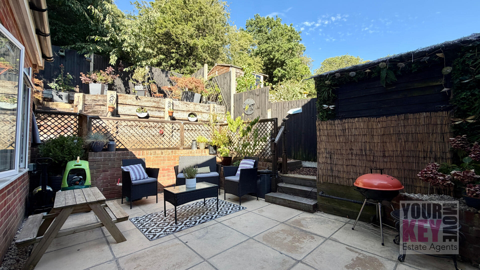 3 bedroom house in Tunstall Road, Canterbury, Kent CT2 7BX