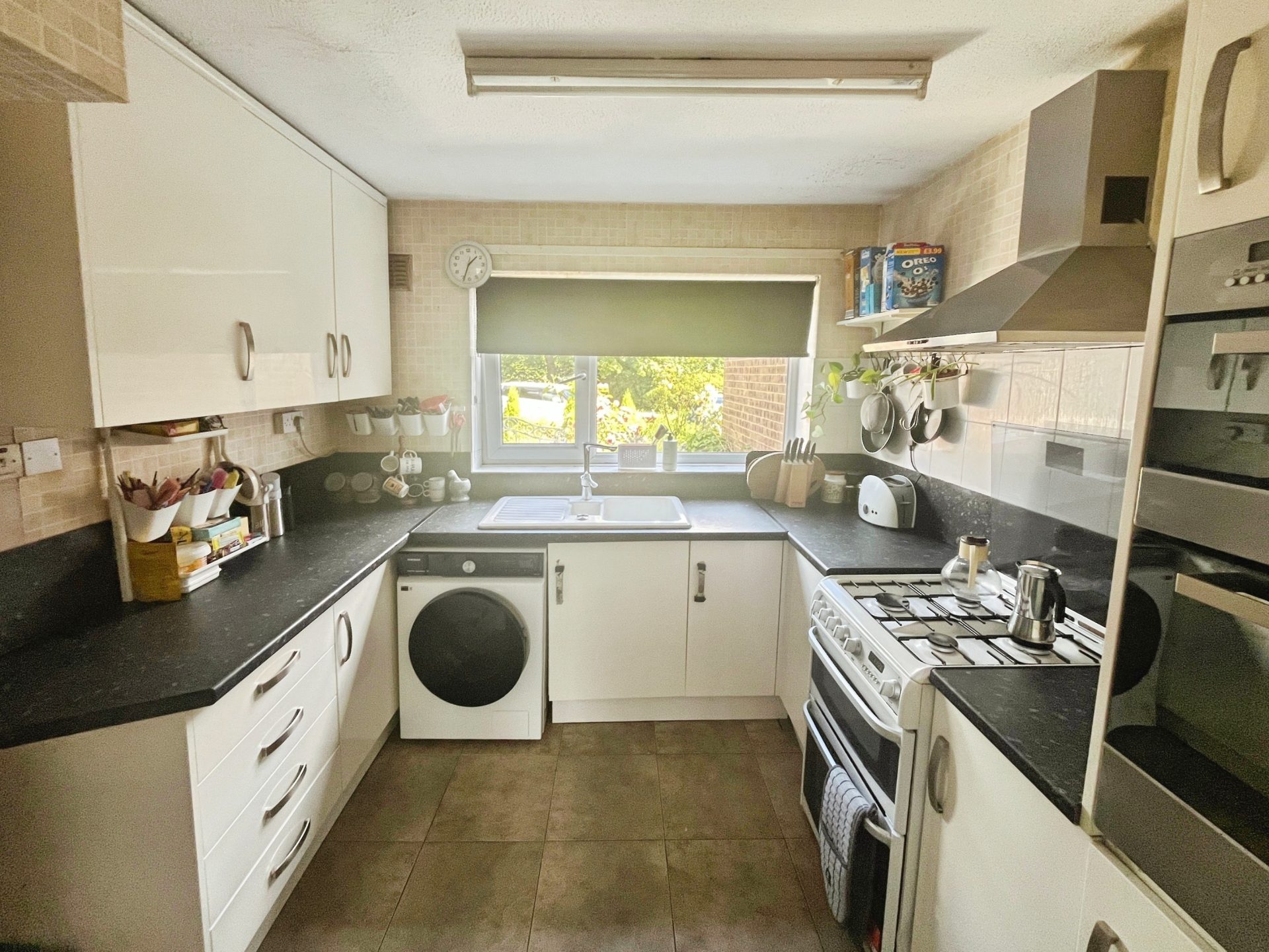 Carslake Avenue, Heaton