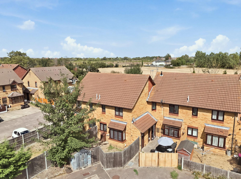 Sunbury Court, Southend-on-sea, SS3 8