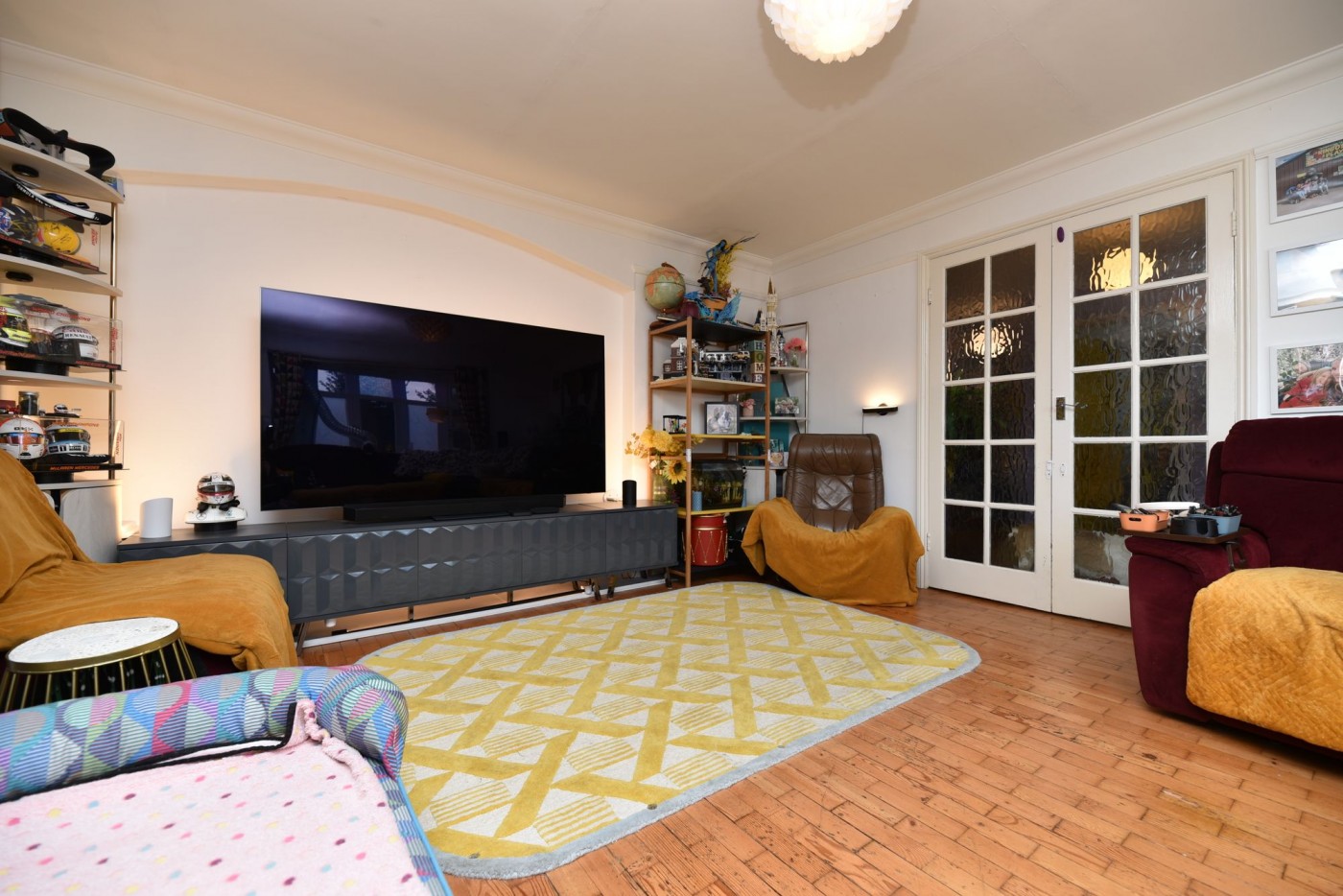 4 bedroom chalet bungalow in Houghton Road, St. Ives