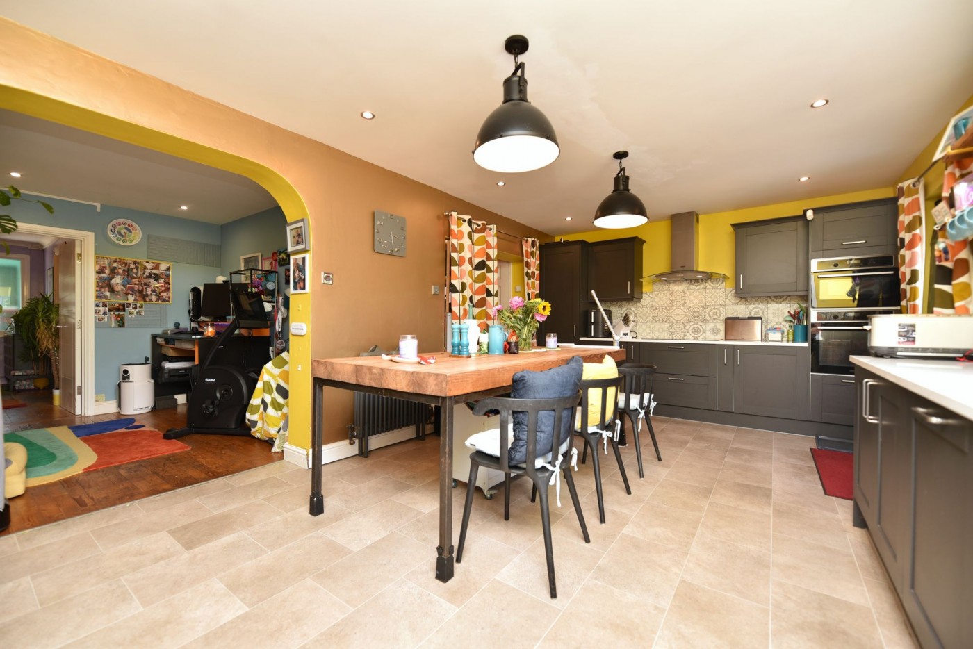 4 bedroom chalet bungalow in Houghton Road, St. Ives
