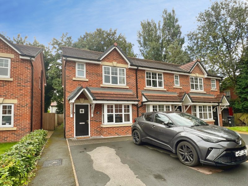 Hollins Drive, The Haulgh