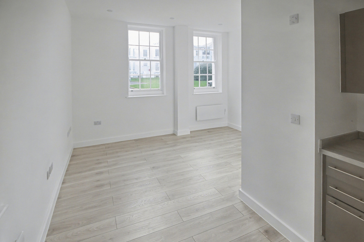 1 bedroom House - 1A Hartington Place, Eastbourne, BN21