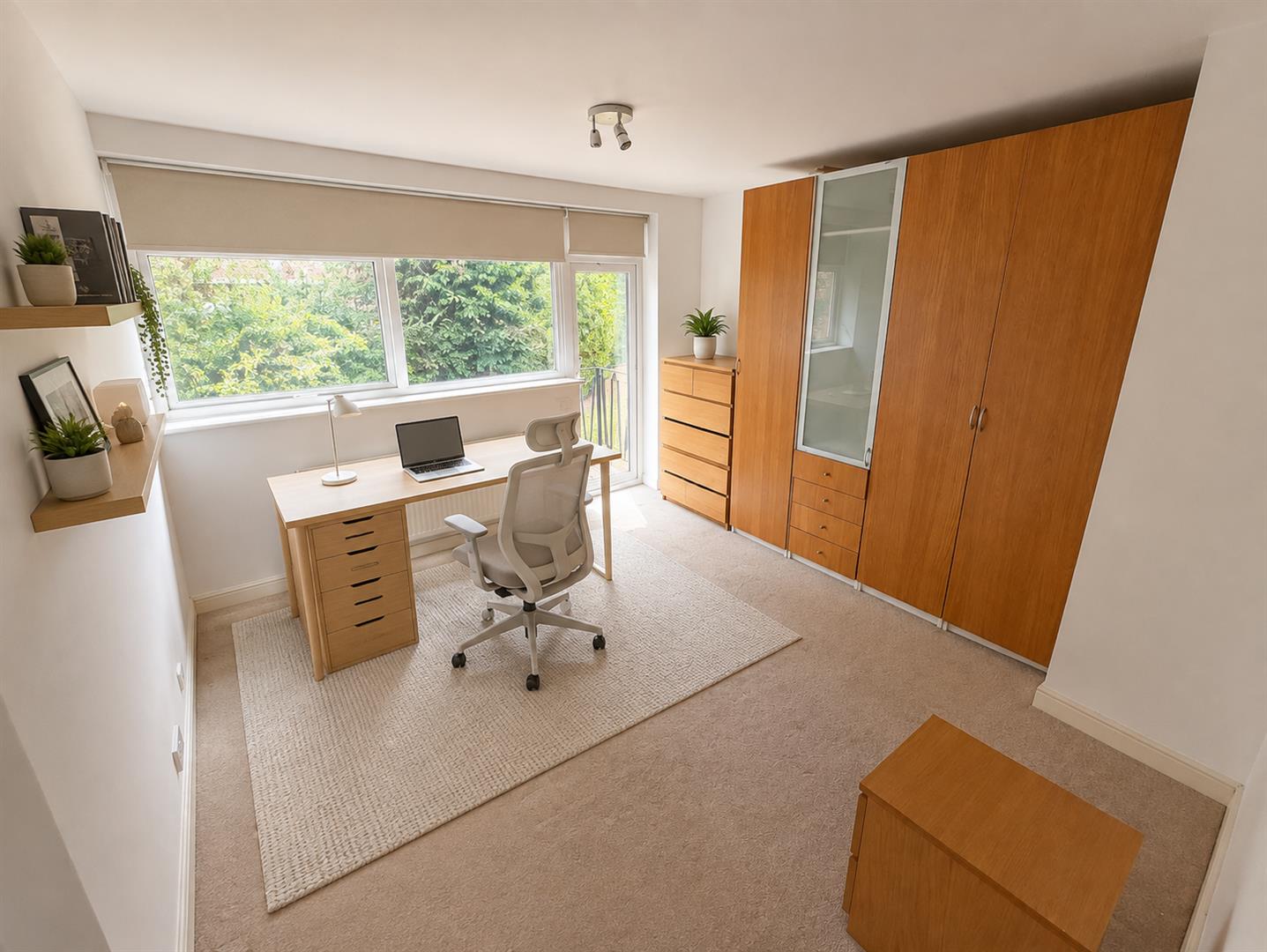 2 bedroom House - Crescent Road