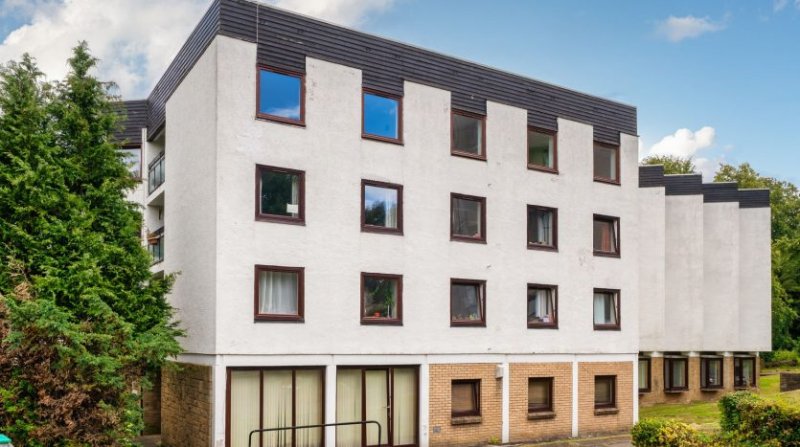 2 bedroom house in Flat 8 Clyde House, The Furlongs, Hamilton