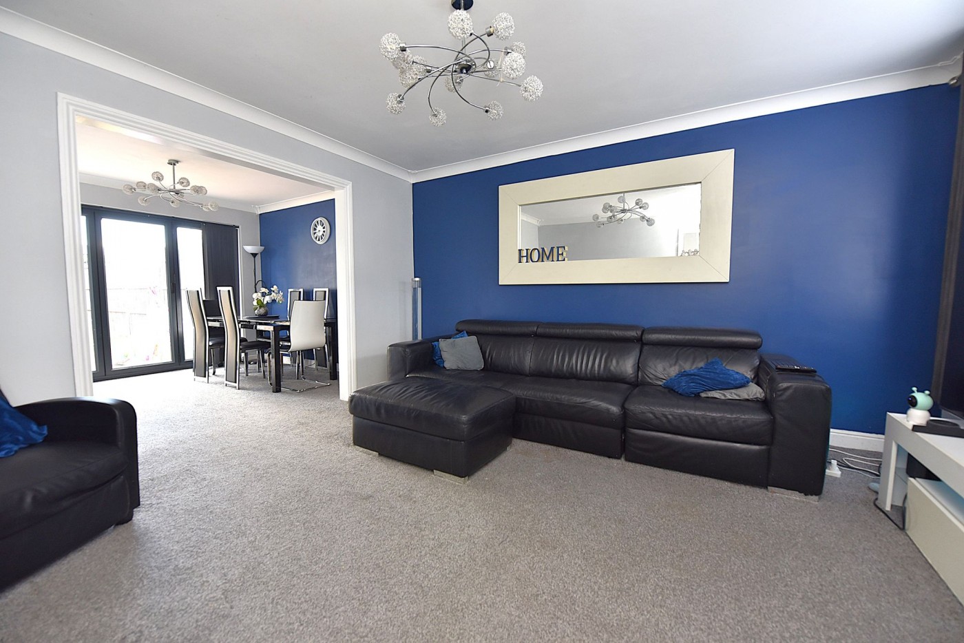 3 bedroom house in Bishops Road, Eynesbury