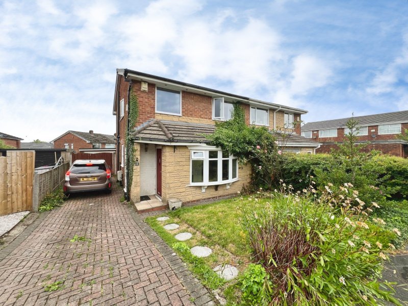 Carlton Close, Harwood